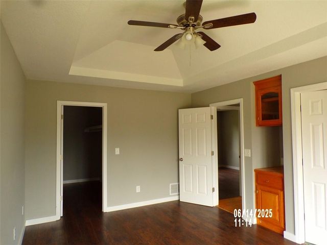 608 S Locust Street, Ottawa, KS 66067