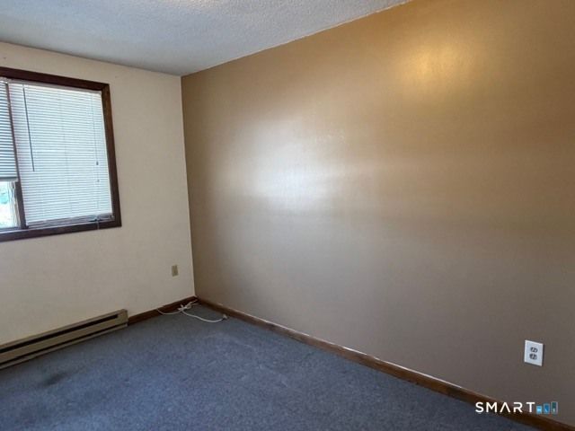 483 Cestnut Hill Avenue, Waterbury, CT 06704