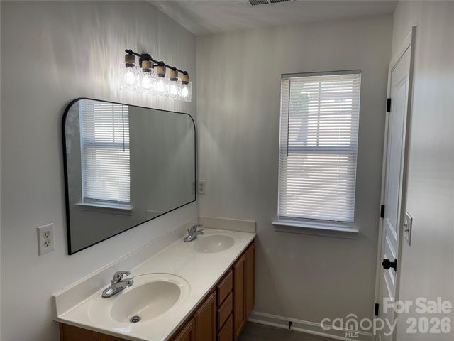 6320 Royal Celadon Way, Charlotte, NC 28269