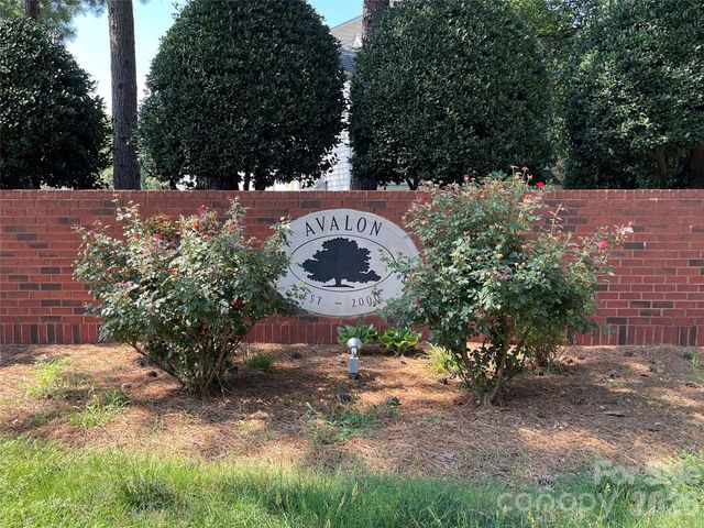 6320 Royal Celadon Way, Charlotte, NC 28269