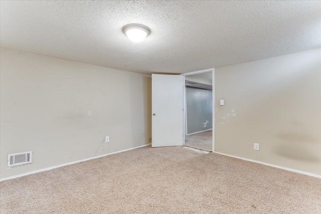 8206 E Levitt Dr, Wichita, KS 67207