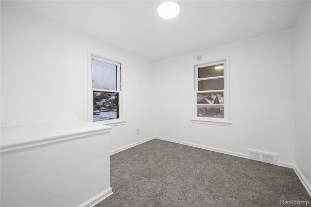 8130 Ward Street, Detroit, MI 48228