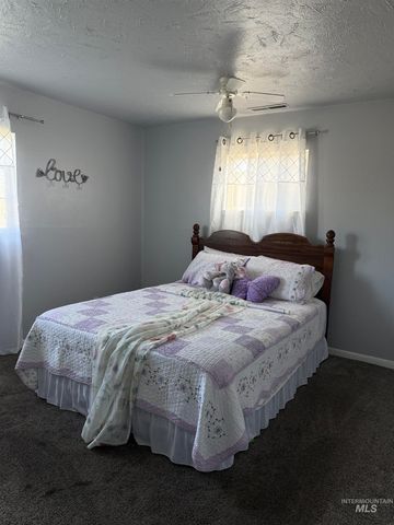 516 E Galveston St, Caldwell, ID 83605