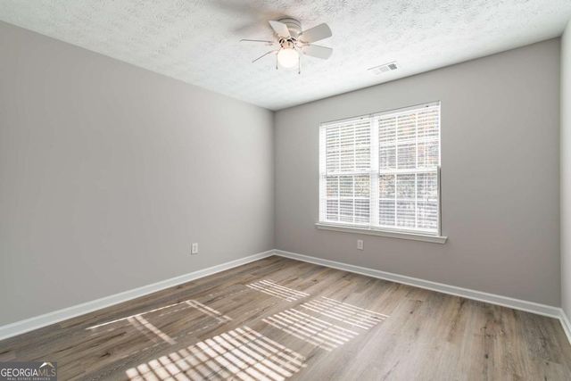 5014 Red Oak Lane, Gainesville, GA 30506