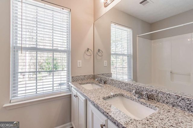 5014 Red Oak Lane, Gainesville, GA 30506