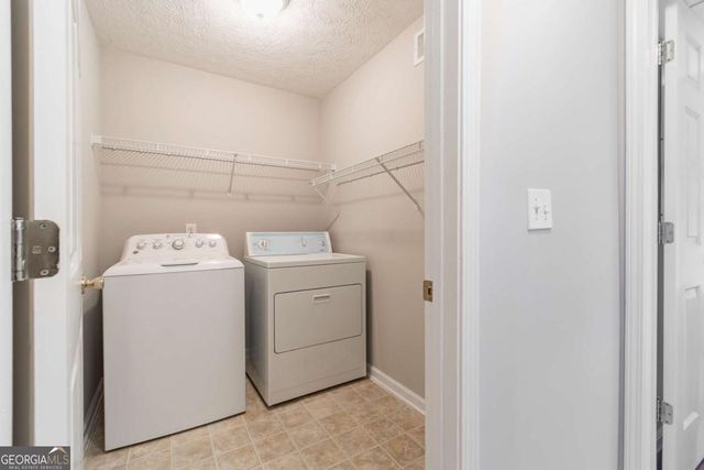 5014 Red Oak Lane, Gainesville, GA 30506