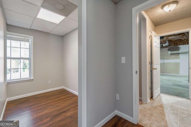 5014 Red Oak Lane, Gainesville, GA 30506