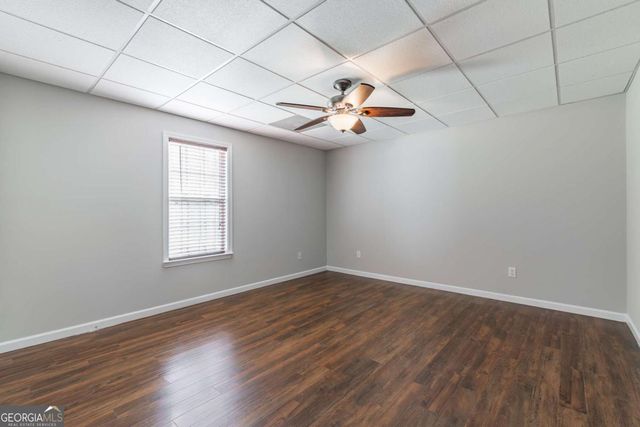 5014 Red Oak Lane, Gainesville, GA 30506