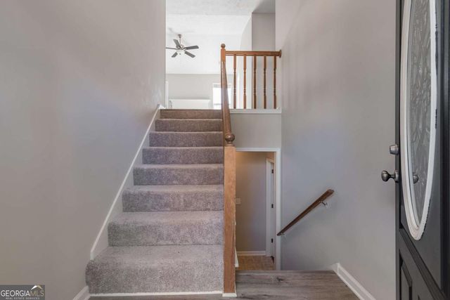 5014 Red Oak Lane, Gainesville, GA 30506