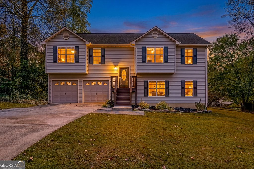 5014 Red Oak Lane, Gainesville, GA 30506