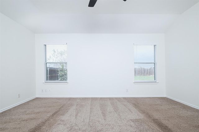 116 Holland ST NE, Hutto, TX 78634