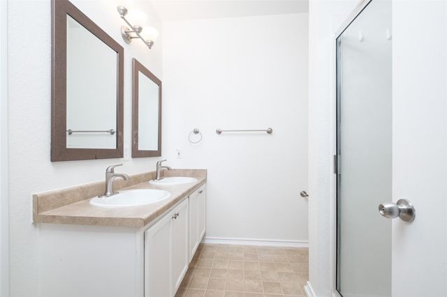 116 Holland ST NE, Hutto, TX 78634