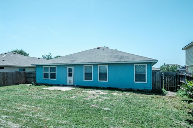 116 Holland ST NE, Hutto, TX 78634