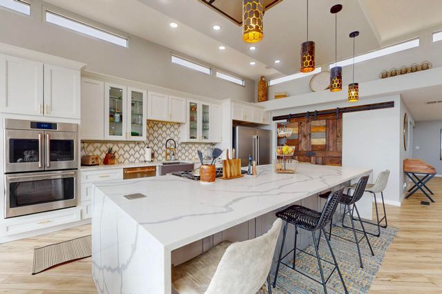 3105 Camino De La Sierra Lane NE, Albuquerque, NM 87111