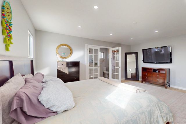3105 Camino De La Sierra Lane NE, Albuquerque, NM 87111