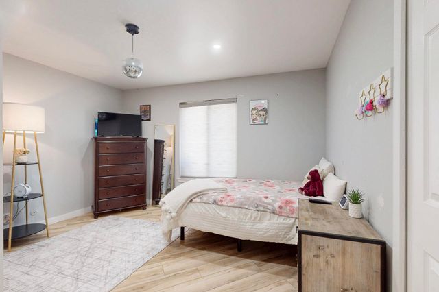 3105 Camino De La Sierra Lane NE, Albuquerque, NM 87111