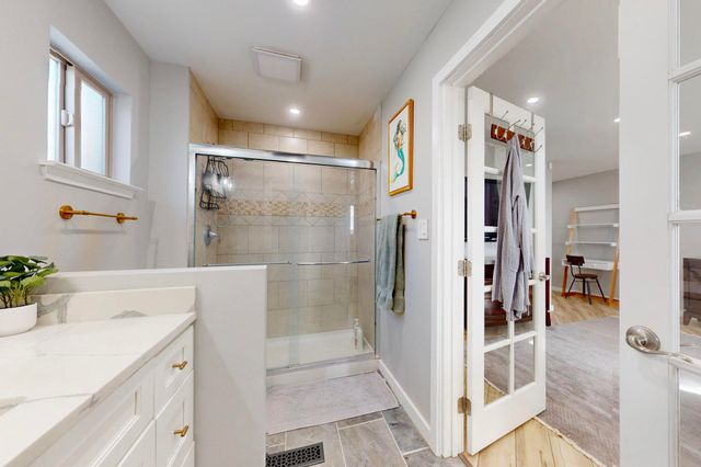 3105 Camino De La Sierra Lane NE, Albuquerque, NM 87111