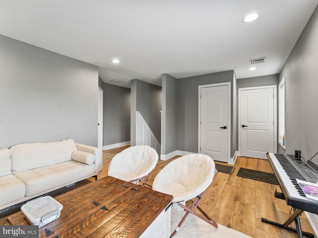 1528 NEW BROOKLYN RD, Williamstown, NJ 08094