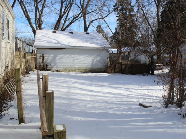 1665 McKay Street, Waukegan, IL 60087