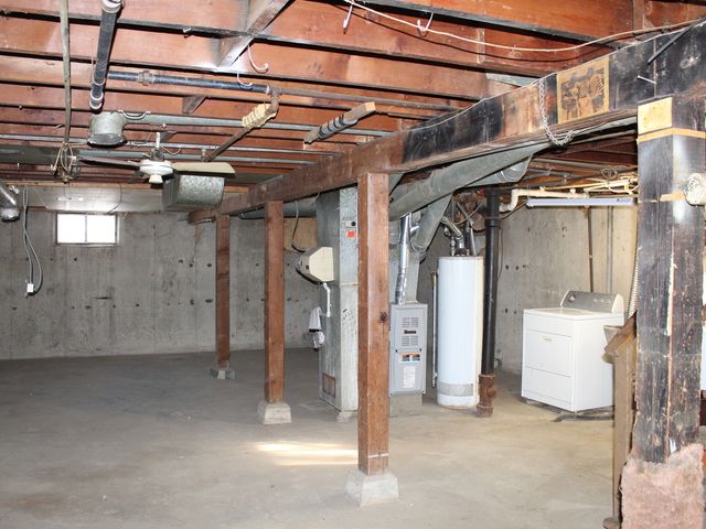 1665 McKay Street, Waukegan, IL 60087