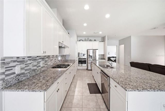 947 MAYPOLE DRIVE, Apopka, FL 32703