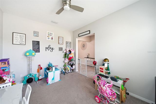 947 MAYPOLE DRIVE, Apopka, FL 32703