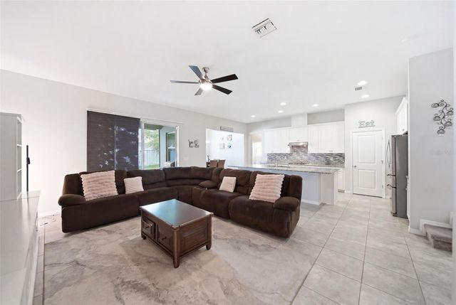 947 MAYPOLE DRIVE, Apopka, FL 32703