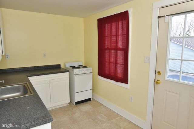 5366 MAIN ST, Stephens City, VA 22655