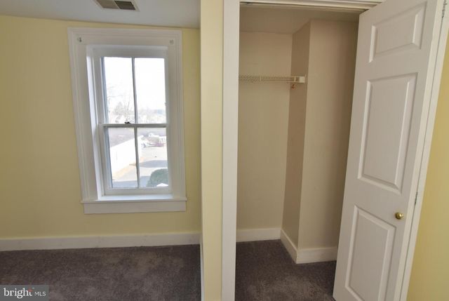 5366 MAIN ST, Stephens City, VA 22655