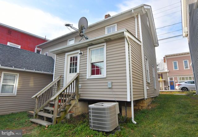 5366 MAIN ST, Stephens City, VA 22655