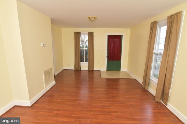 5366 MAIN ST, Stephens City, VA 22655