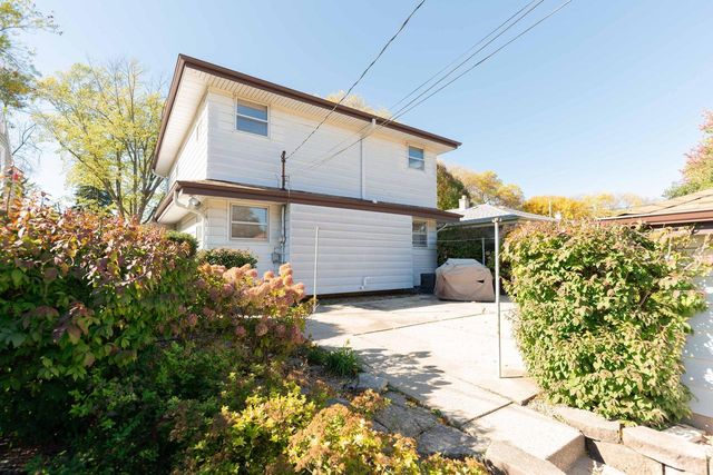 4928 N 89th STREET, Milwaukee, WI 53225