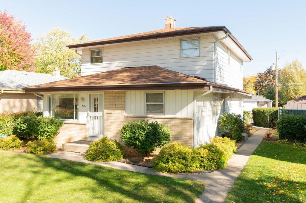 4928 N 89th STREET, Milwaukee, WI 53225