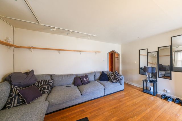 17702 Community Street, Lansing, IL 60438