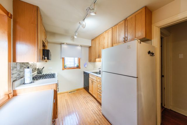 17702 Community Street, Lansing, IL 60438