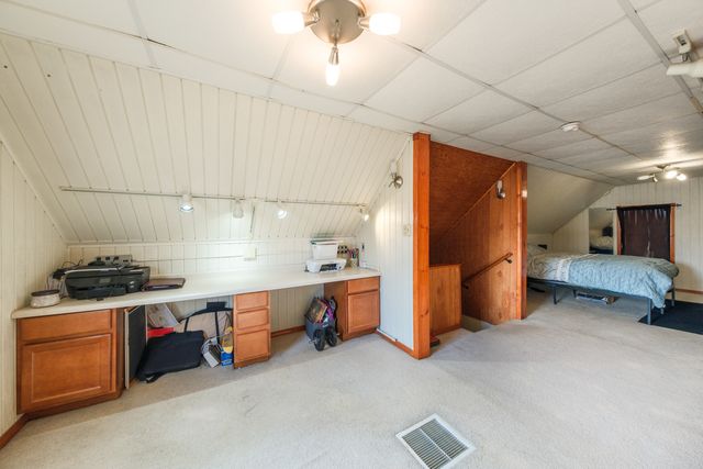 17702 Community Street, Lansing, IL 60438