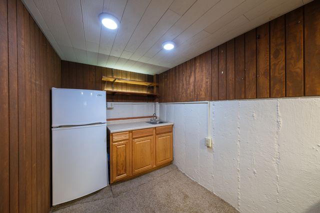 17702 Community Street, Lansing, IL 60438