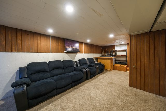 17702 Community Street, Lansing, IL 60438