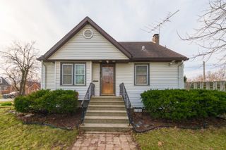 17702 Community Street, Lansing, IL 60438