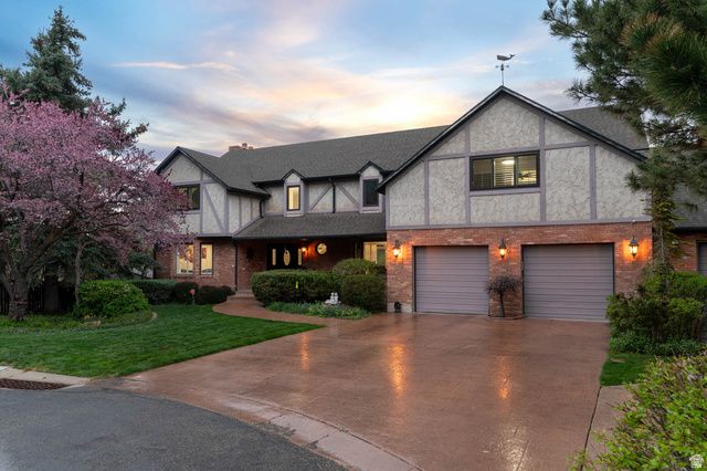 9618 S RUSKIN CIR, Sandy, UT 84092
