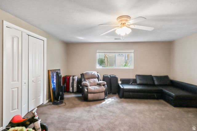 9618 S RUSKIN CIR, Sandy, UT 84092