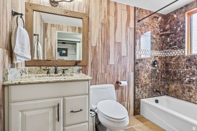 9618 S RUSKIN CIR, Sandy, UT 84092