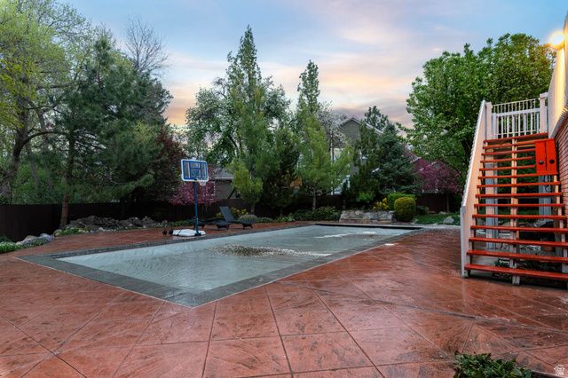 9618 S RUSKIN CIR, Sandy, UT 84092