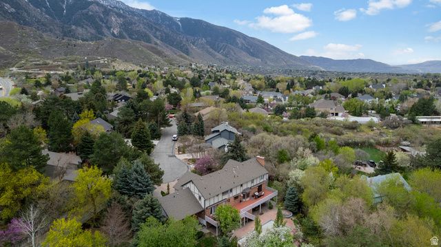 9618 S RUSKIN CIR, Sandy, UT 84092