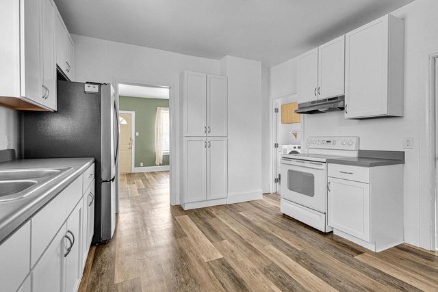 2013 N 13th STREET, Sheboygan, WI 53081