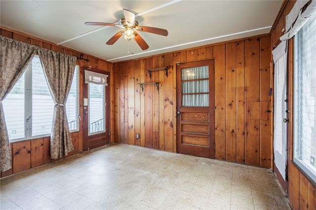 5 Bayberry Lane, Greece, NY 14616