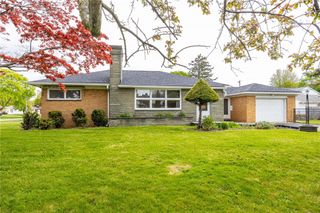5 Bayberry Lane, Greece, NY 14616