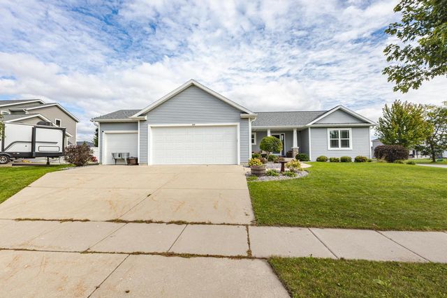 354 Rosewood AVENUE, Lake Mills, WI 53551