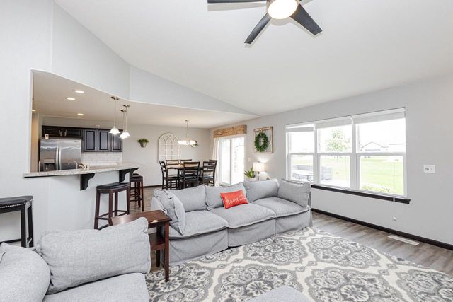 354 Rosewood AVENUE, Lake Mills, WI 53551