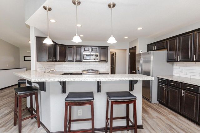 354 Rosewood AVENUE, Lake Mills, WI 53551